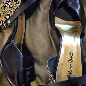 Débora Bertti Patent Leather Decorative Heels Size 37/6.5